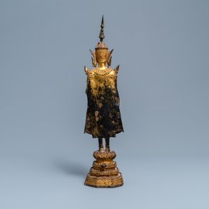 Une collection de figures et fragments en bronze, Inde, Thaïlande et Tibet, 19ème et avant — photo 5