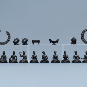 Une collection de figures miniatures de musiciens en bronze, Inde ou Indonésie, 19/20ème — photo 2