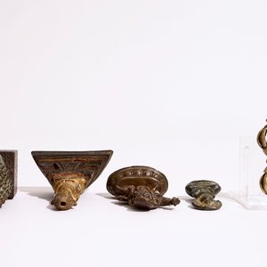Une collection de petites figures en bronze, Inde, Népal, Tibet, Japon, 18/20ème — photo 7