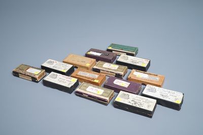 Une collection de photos sur plaques de verres stéreo de scènes chinoises, début du 20ème