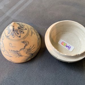 Une collection de pièces en grès porcelaineux bleu et blanc de l'épave Hoi An, Annam, Vietnam, 14/15ème — photo 16