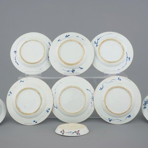 Une collection de porcelaines de Chine famille rose, Imari et bleu et blanc, époque Qianlong, 18ème — photo 2