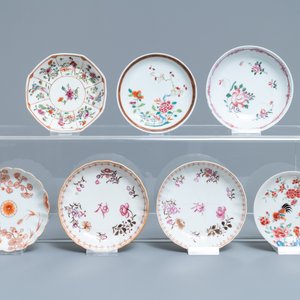 Une collection de tasses et soucoupes en porcelaine de Chine famille rose, Yongzheng/Qianlong — photo 4
