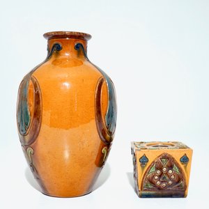 Une collection de vases en poterie flamande de style Art Deco et Art Nouveau, 20ème — photo 11