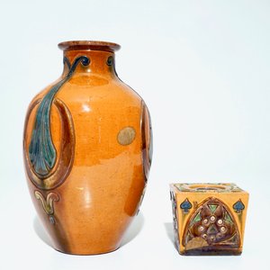 Une collection de vases en poterie flamande de style Art Deco et Art Nouveau, 20ème — photo 10