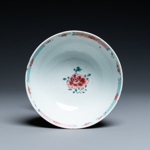 Une collection d'objets à thé en porcelaine de Chine famille rose, Yongzheng/Qianlong — photo 22