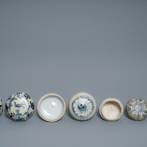 Une collection en porcelaine de Chine en bleu et blanc dite 'de Swatow', Ming — photo 6