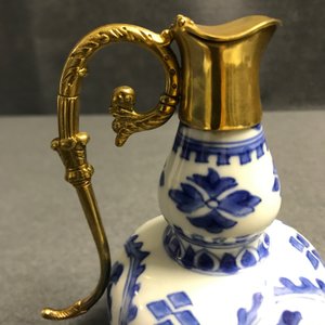 Une collection en porcelaine de Chine et Japon en bleu et blanc, Ming et après — photo 56