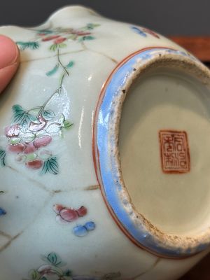 Une collection variée de huit pièces en porcelaine de Chine famille rose, 18/19ème — photo 46