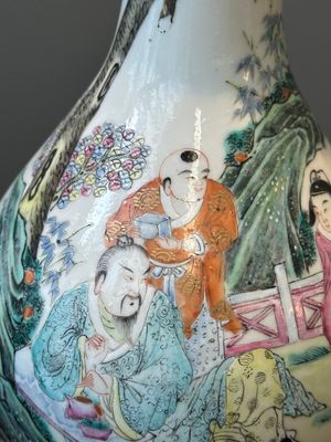 Une collection variée de huit pièces en porcelaine de Chine famille rose, 18/19ème — photo 7