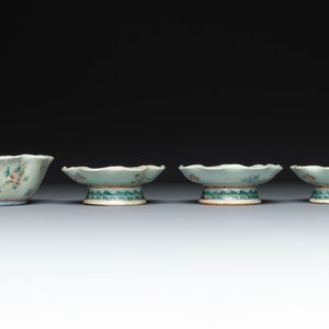 Une collection variée de huit pièces en porcelaine de Chine famille rose, 18/19ème — photo 19