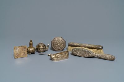 Une collection variée en argent, Chine, 19/20ème