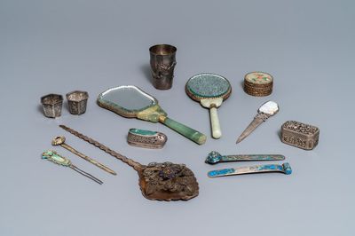 Une collection variée en argent et jade, Chine, 19/20ème