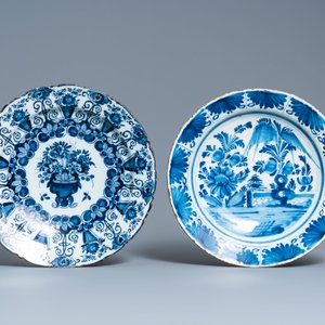 Une collection variée en faïence de Delft en bleu, blanc et polychrome, 18ème — photo 2