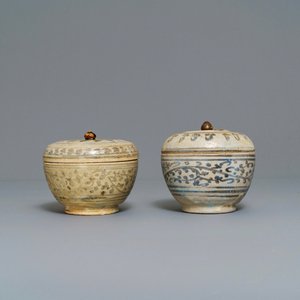 Une collection variée en grès émaillé, Thaïlande, Sawankhalok, 15ème — photo 10