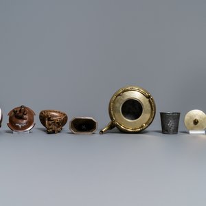 Une collection variée en metal paktong, bronze doré et argent, Chine et Inde, 17ème et après — photo 4