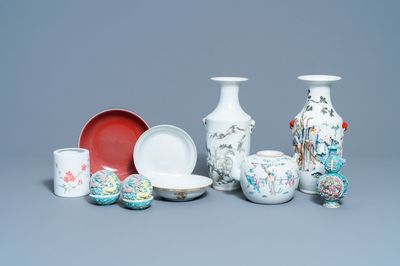 Une collection variée en porcelaine de Chine, 19/20ème