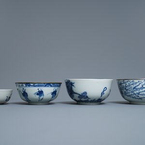 Une collection variée en porcelaine de Chine 'Bleu de Hue' pour le Vietnam, 19ème — photo 7
