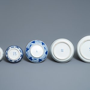 Une collection variée en porcelaine de Chine 'Bleu de Hue' pour le Vietnam, 19ème — photo 3