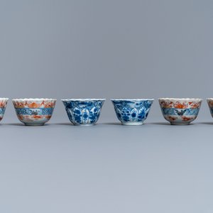 Une collection variée en porcelaine de Chine bleu et blanc, famille rose et de style Imari, Kangxi/Qianlong — photo 9