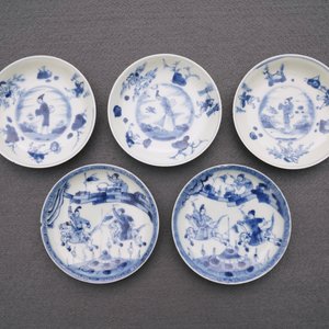 Une collection variée en porcelaine de Chine bleu et blanc, Kangxi — photo 17