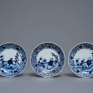 Une collection variée en porcelaine de Chine en bleu et blanc, Ming et Kangxi — photo 15