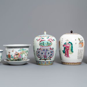 Une collection variée en porcelaine de Chine famille rose, 19/20ème — photo 2
