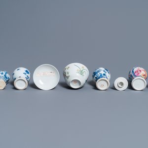 Une collection variée en porcelaine de Chine famille rose et en bleu et blanc, 18/19ème — photo 8