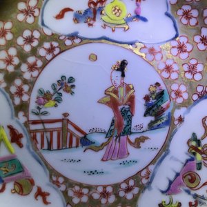 Une collection variée en porcelaine de Chine famille rose et grisaille, Yongzheng/Qianlong — photo 18