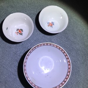Une collection variée en porcelaine de Chine famille rose et grisaille, Yongzheng/Qianlong — photo 39
