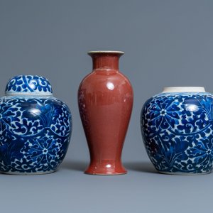 Une collection variée en porcelaine de Chine, Kangxi et après — photo 3