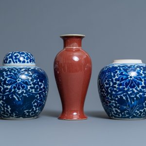 Une collection variée en porcelaine de Chine, Kangxi et après — photo 5