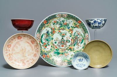 Une collection variée en porcelaine de Chine, Ming et après
