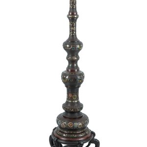 Une colonne d'éclairage en émail champlevé et bronze, Japon, Meiji, 19ème — photo 4