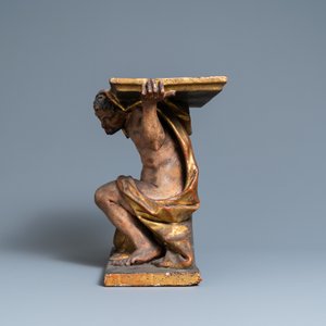 Une console en bois sculpté, polychromé et doré représentant un atlante agenouillé, Italie, 17ème — photo 5