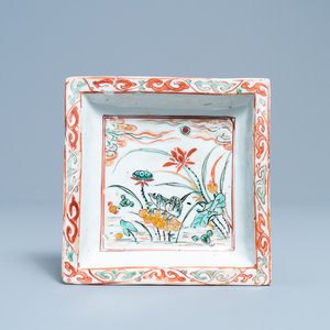 Une coupe de forme carrée en porcelaine de Chine wucai de type ko-sometsuke, Tianqi — photo 1