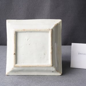 Une coupe de forme carrée en porcelaine de Chine wucai de type ko-sometsuke, Tianqi — photo 10