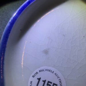Une coupe en porcelaine bleu et blanc Ai-Kutani de Japon à décor de deux cerfs, Edo, 17ème — photo 8