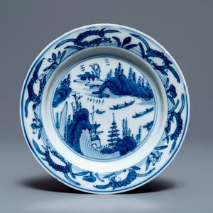 Une coupe en porcelaine de Chine en bleu et blanc à décor d'un paysage, Wanli — photo 1