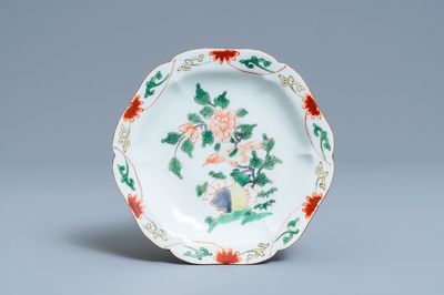 Une coupe en porcelaine de Chine wucai de type ko-aka-e pour le marché japonais, époque Transition