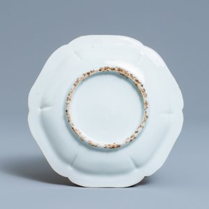 Une coupe en porcelaine de Chine wucai de type ko-aka-e pour le marché japonais, époque Transition — photo 2