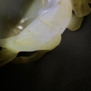 Une coupe libatoire en jade sculpté, Chine, 18/19ème — photo 11