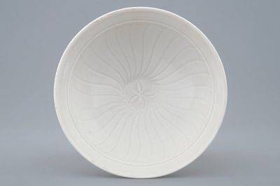 Une coupe qingbai à décor incisé, Chine, Dynastie Song du Sud (1127-1279)