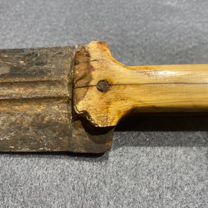 Une dague de type 'kindjal' à manche en os, Europe de l'Est, 19ème — photo 17