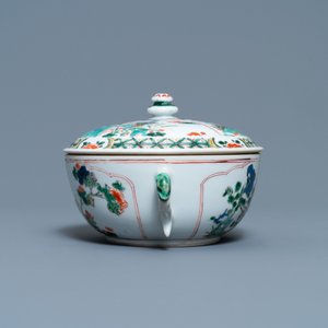 Une écuelle couverte en porcelaine de Chine famille verte, Kangxi — photo 3