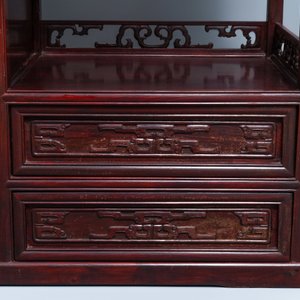 Une étagère en bois, Chine, République — photo 13
