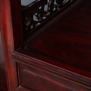 Une étagère en bois, Chine, République — photo 9