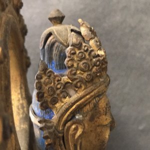 Une figure d'Amitayus en bronze doré datée 1770, Sino-Tibet, Qianlong — photo 16
