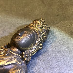 Une figure d'Amitayus en bronze doré, Sino-Tibet, Qianlong — photo 15