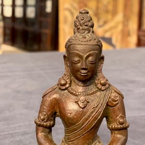 Une figure de Bouddha Amithayus en bronze, 17/18ème — photo 12